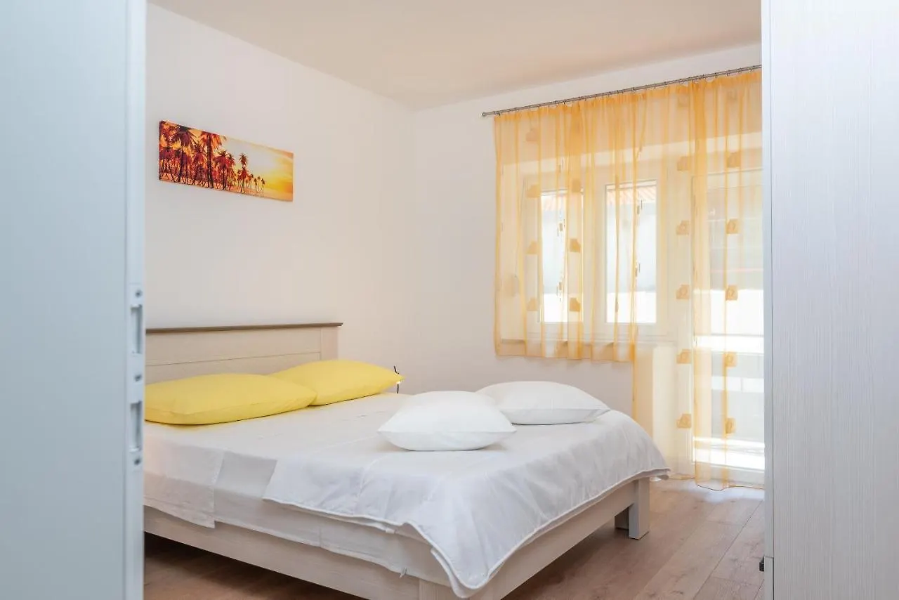 Daire Apartman Galeb Trogir